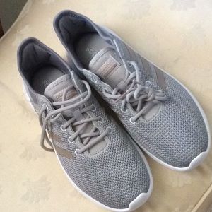 Adidas Cloudfoam NWOT, Size 7 1/2